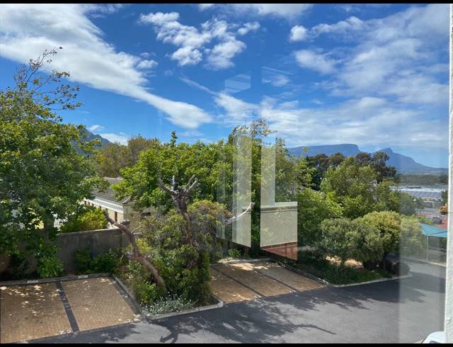 211M² OFFICE FOR SALE IN WESTLAKE